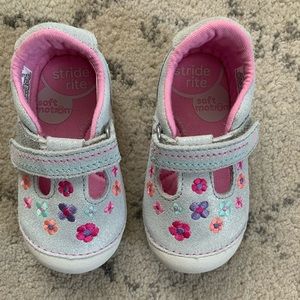 Brand new stride rites size 6